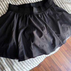 Brand new lulu skirt